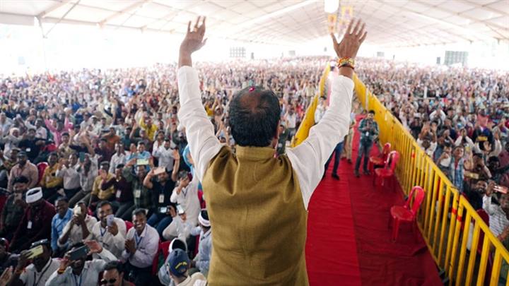 जब रेग्युलर शिक्षक नहीं थे तब अतिथि शिक्षकों ने संभाली शिक्षण व्यवस्था : मुख्यमंत्री श्री चौहान